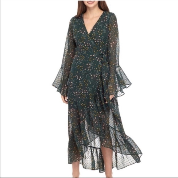 Wonderly Dresses & Skirts - Boho Wonderly Midnight Garden Floral Wrap Dress elegant classic romantic size S